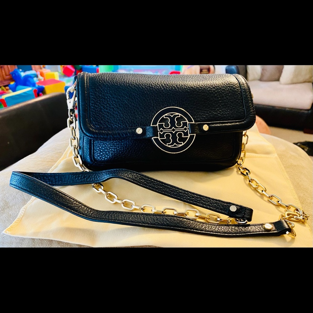 Authentic Tory Burch Blk Leather Chain Cross Body
